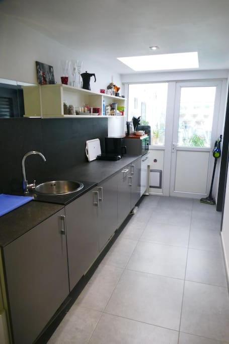 Studio With Kitchen, Shower Garden Anvers Dış mekan fotoğraf